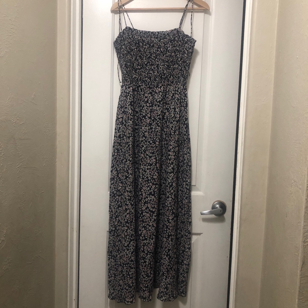 Madewell Black Maxi Dress with Pink Floral Print size 2 Price $158 - Picture 4 of 7
